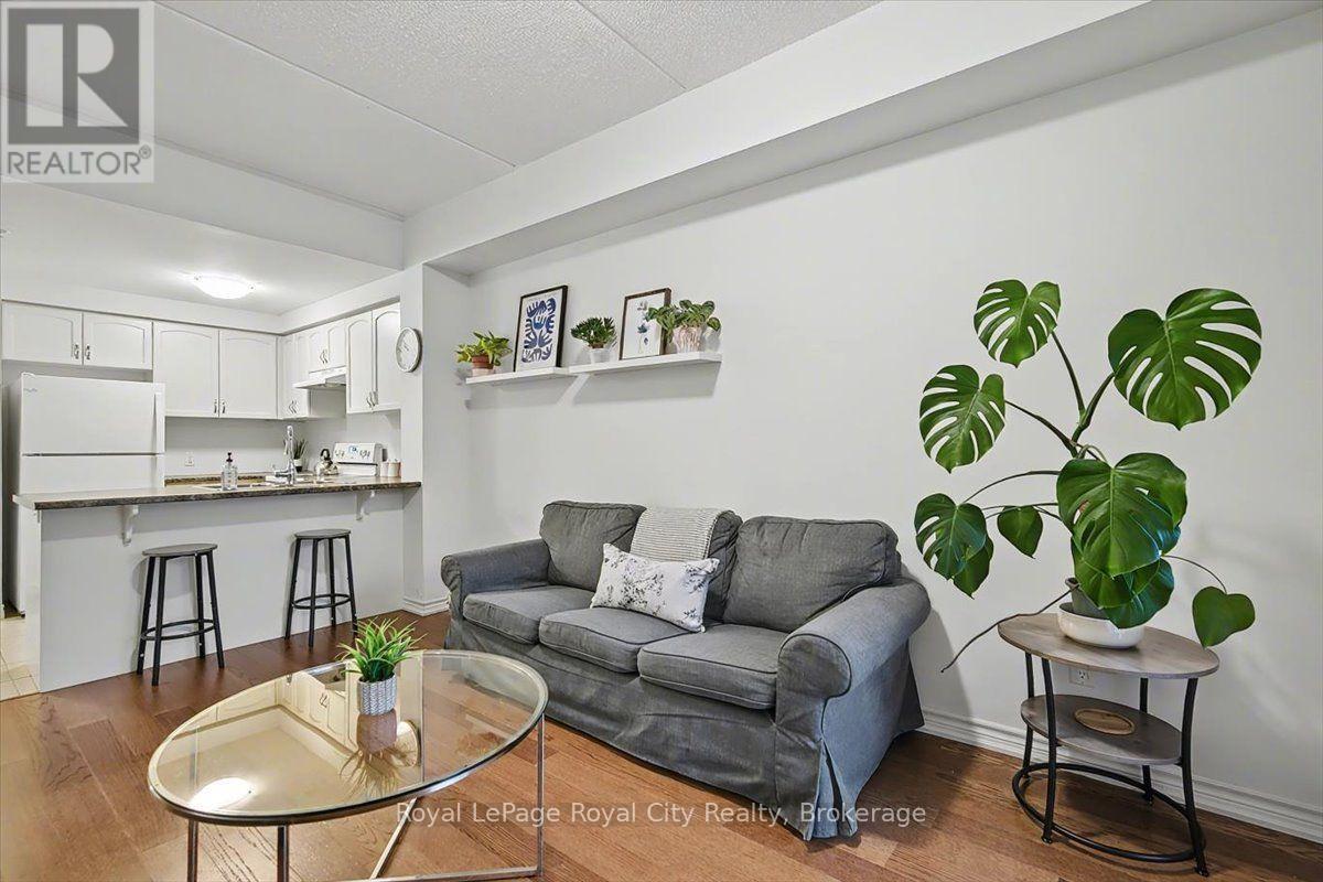 120 - 1284 GORDON STREET, Guelph, Ontario