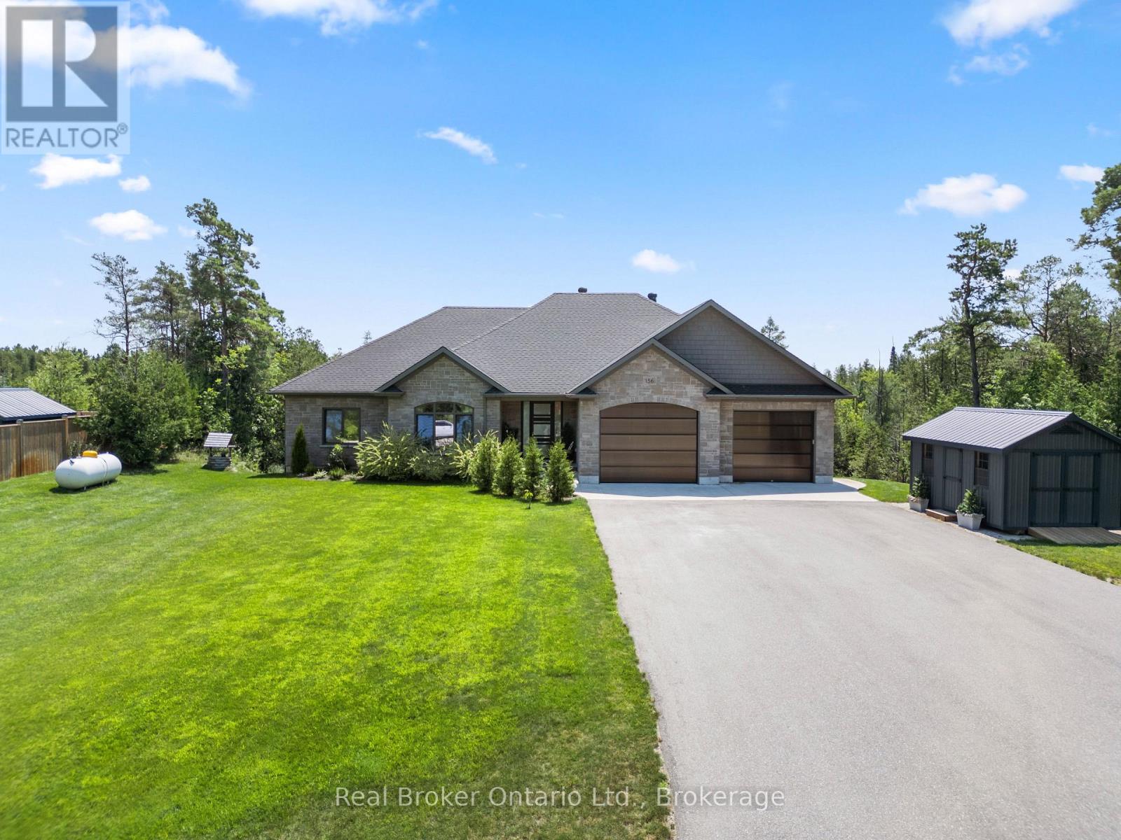 156 PINE VIEW DRIVE, West Grey, Ontario