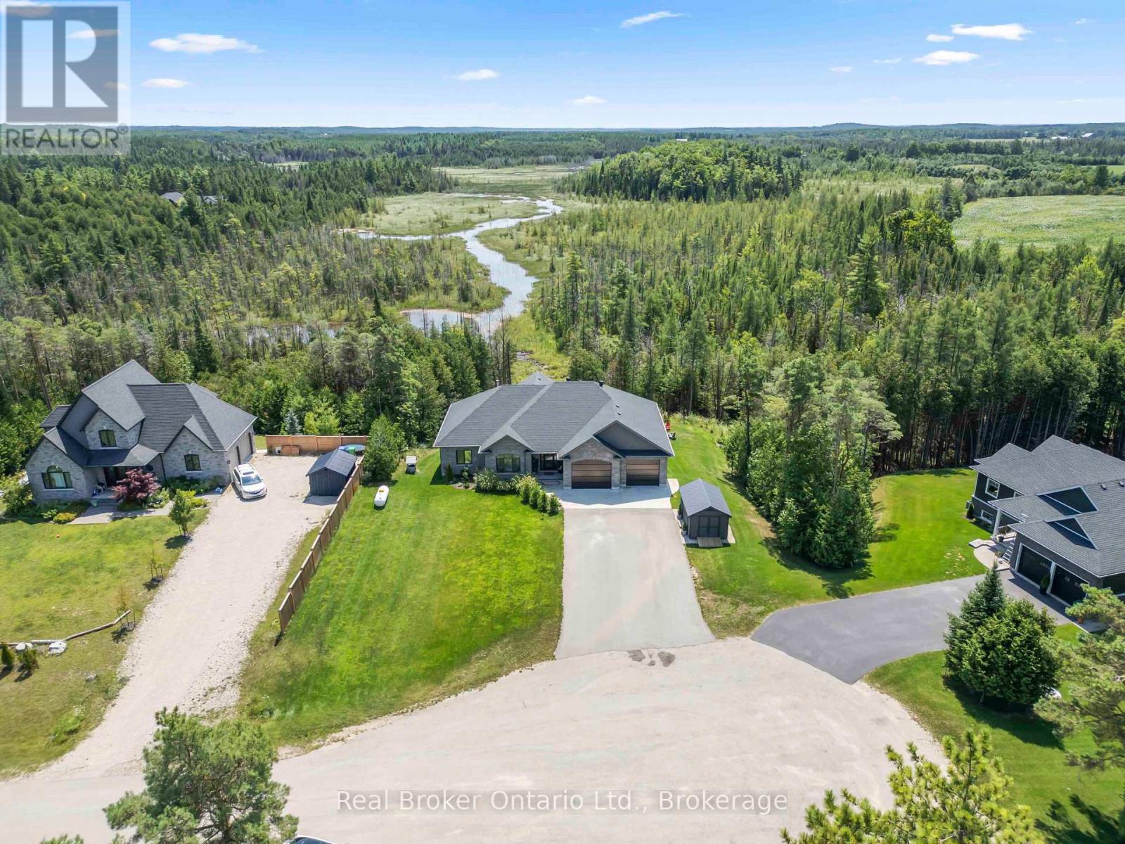 156 Pine View Drive, West Grey, Ontario  N0G 1S0 - Photo 2 - X13633700