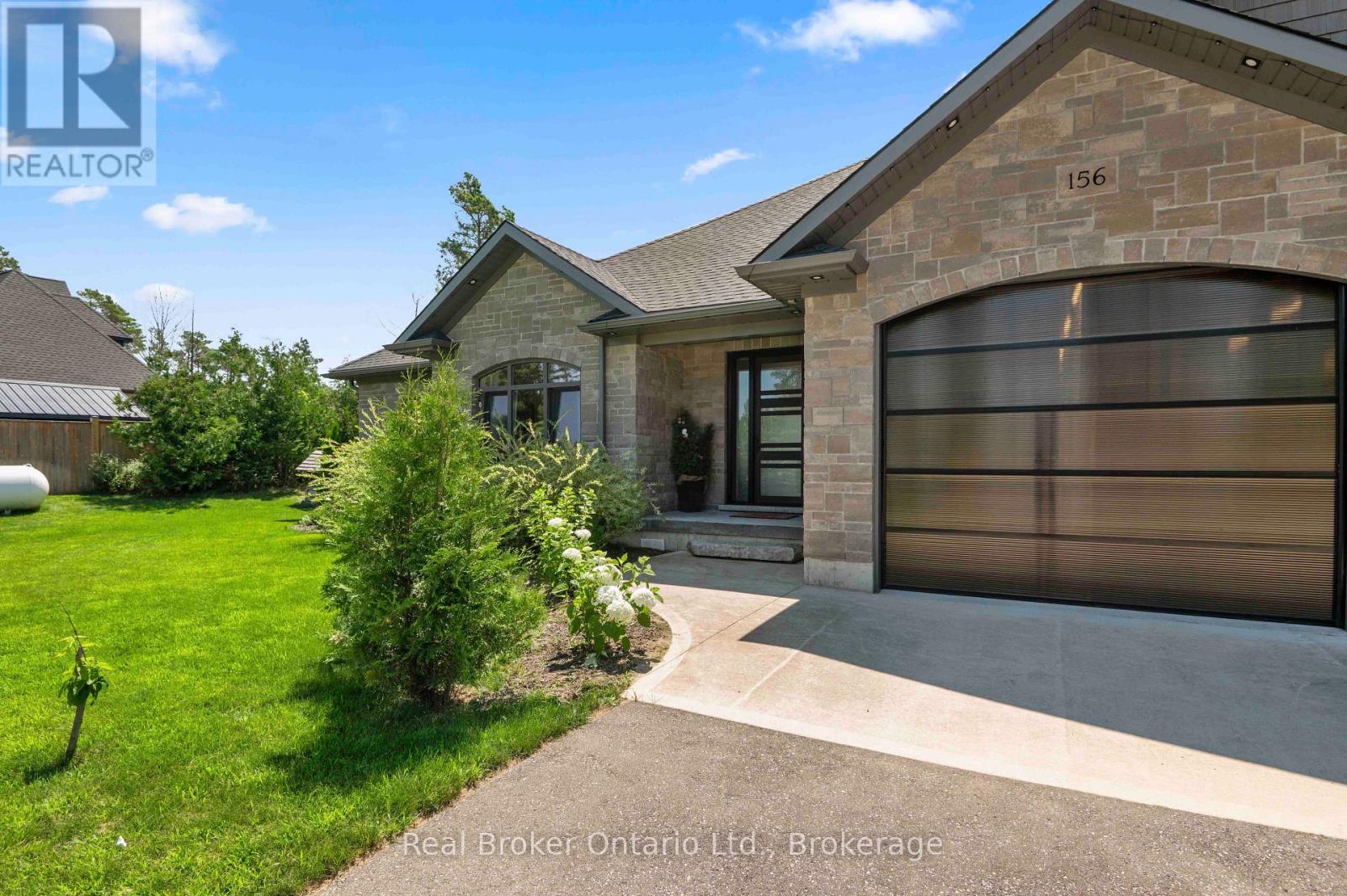 156 Pine View Drive, West Grey, Ontario  N0G 1S0 - Photo 3 - X13633700