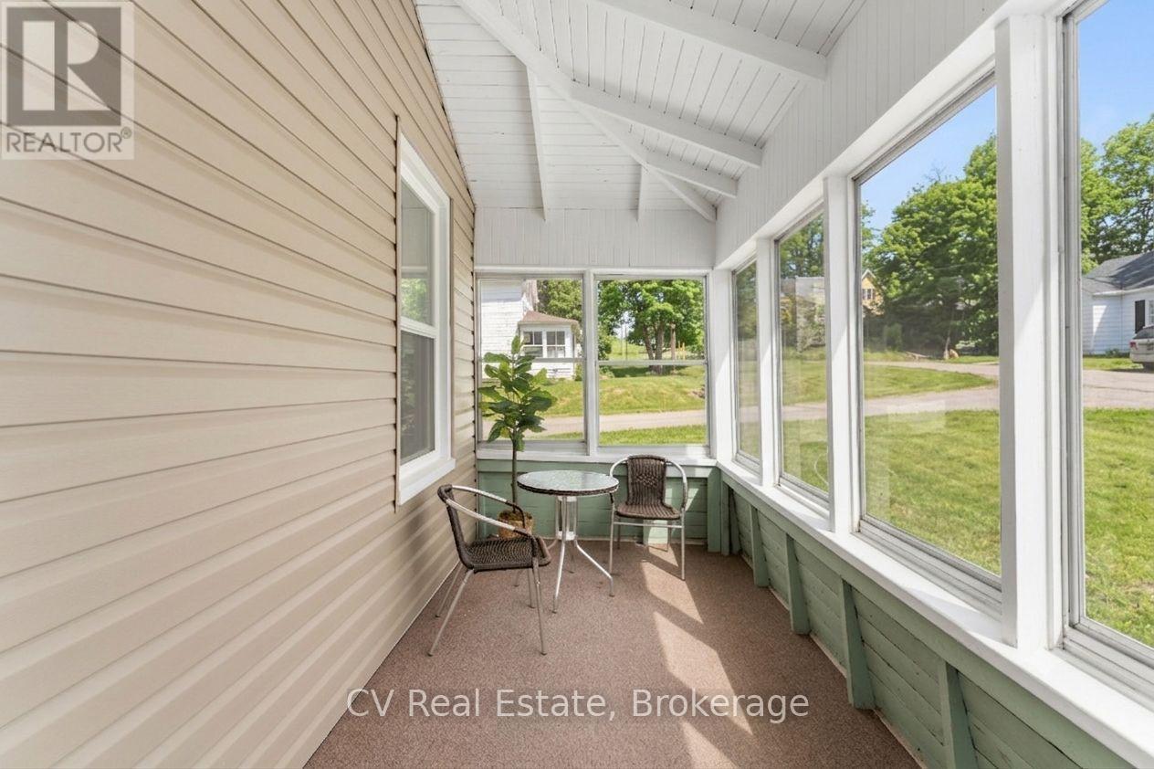 33 John Street, Kawartha Lakes, Ontario  K0M 1N0 - Photo 3 - X13633760