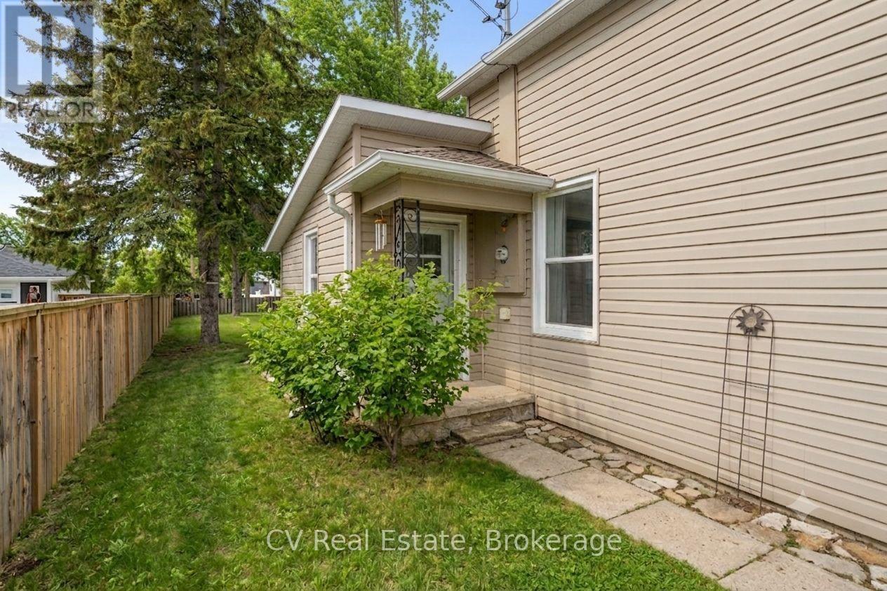 33 John Street, Kawartha Lakes, Ontario  K0M 1N0 - Photo 4 - X13633760