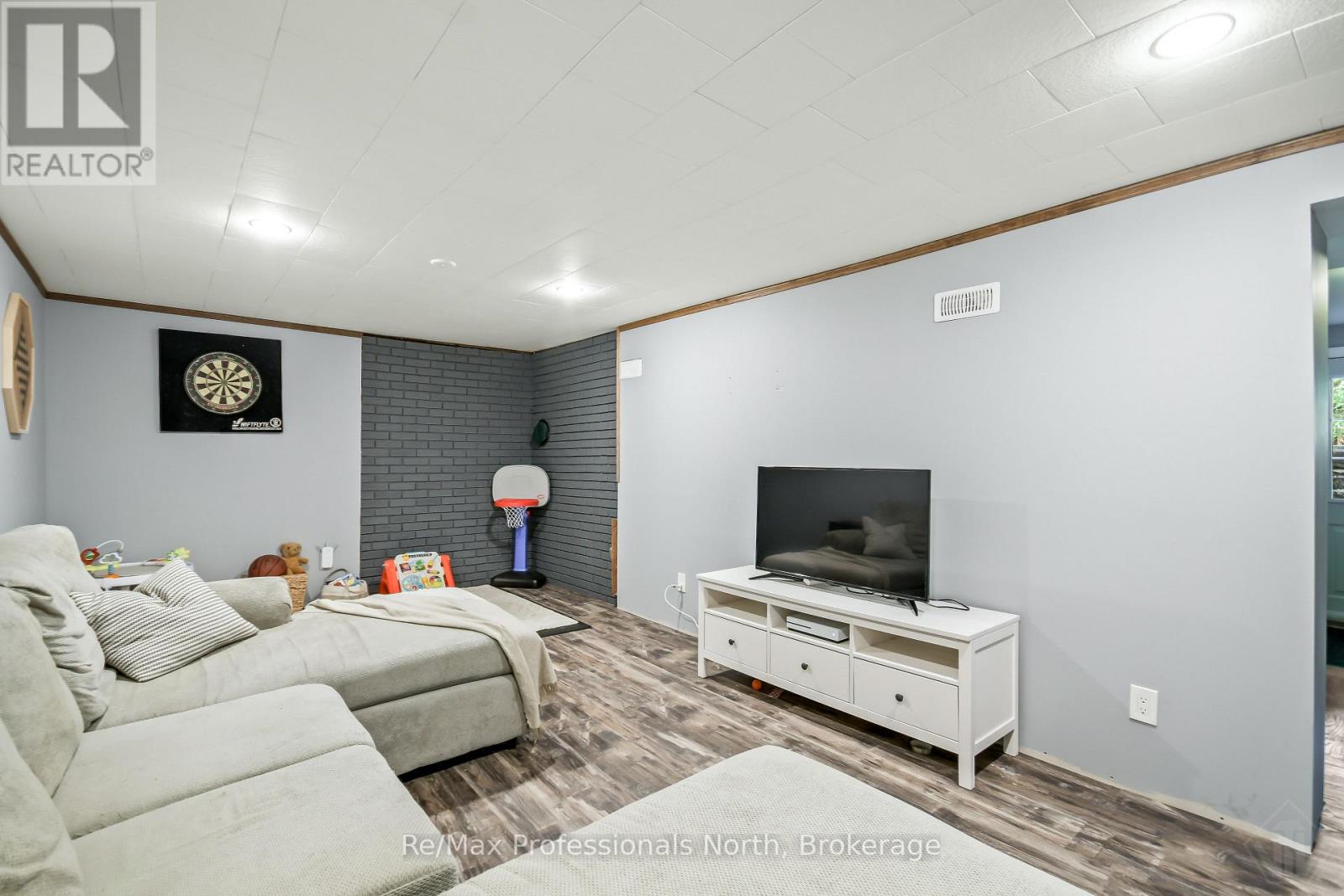 775 Muskoka Beach Road, Gravenhurst, Ontario  P1P 1A7 - Photo 26 - X13633806