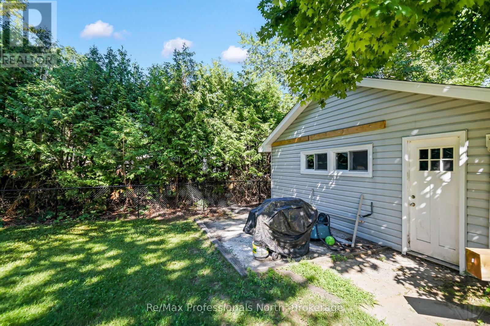 775 Muskoka Beach Road, Gravenhurst, Ontario  P1P 1A7 - Photo 34 - X13633806