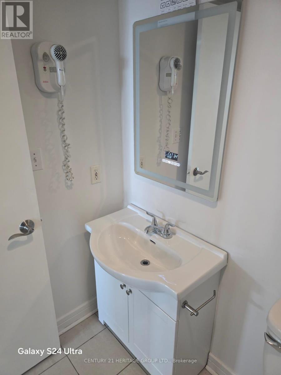 Lph12 - 16 Harrison Garden Boulevard, Toronto, Ontario M2N 7J6 - Photo 11 - C13633594
