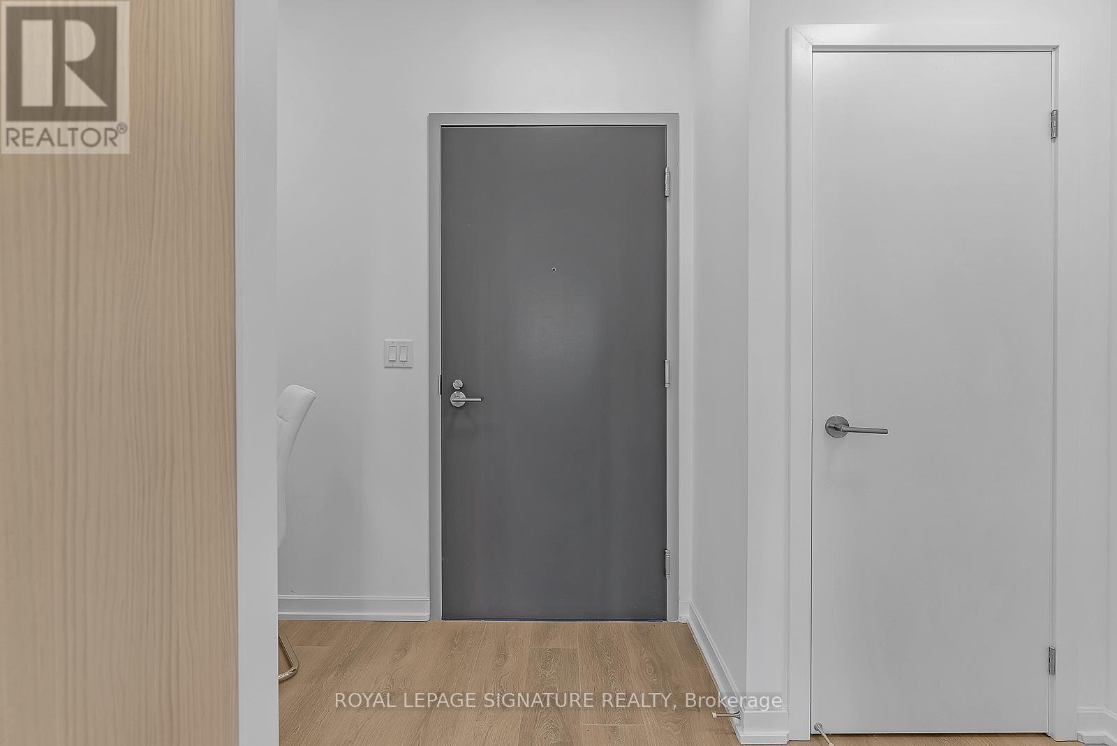722 - 36 Forest Manor Road, Toronto, Ontario  M2J 1M1 - Photo 3 - C13633602