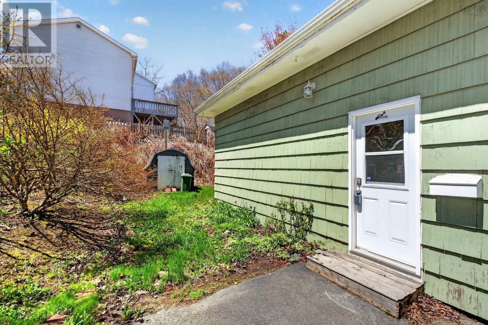 9 Kidston Road, Halifax, Nova Scotia  B3R 2A5 - Photo 44 - 202611682