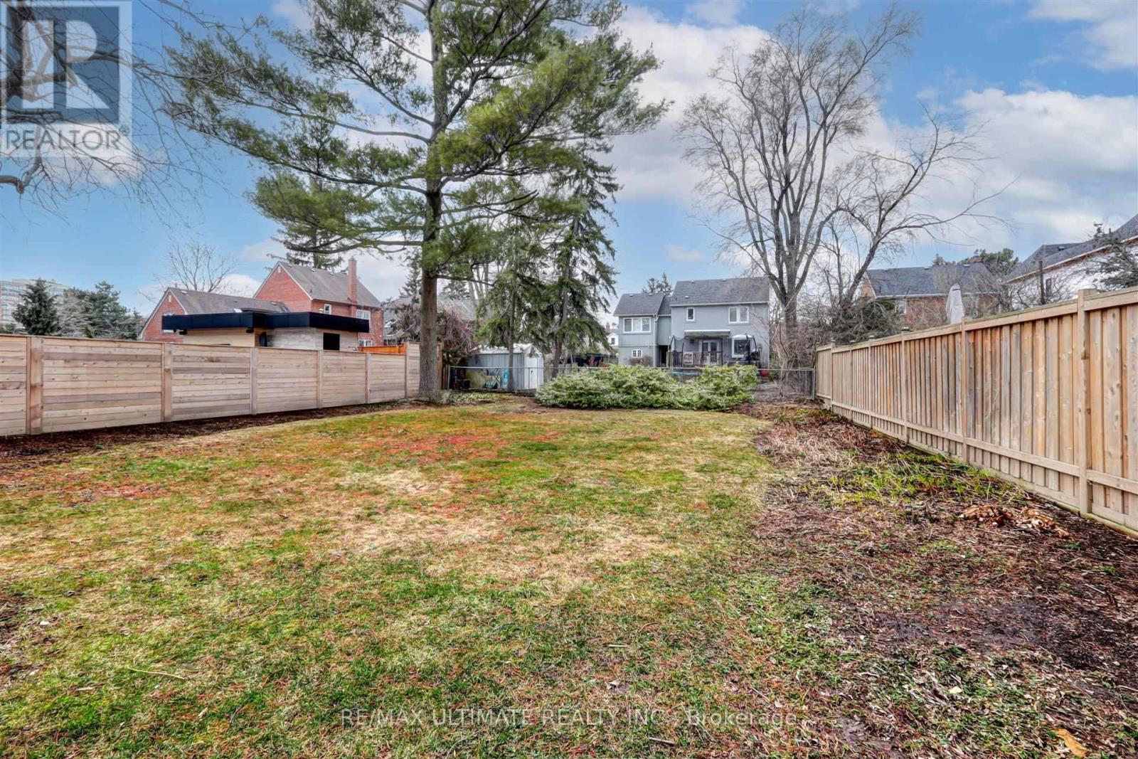 12 Tregellis Road, Toronto, Ontario  M3H 1K2 - Photo 27 - C13633636