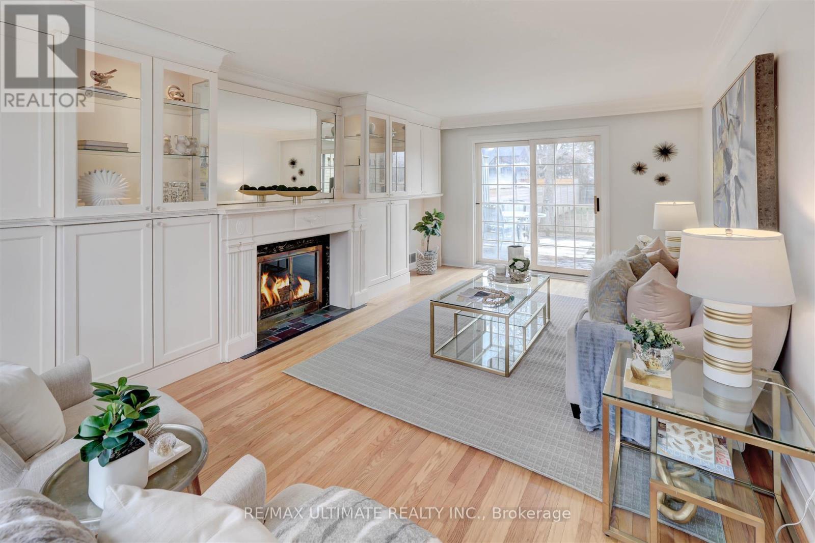 12 Tregellis Road, Toronto, Ontario  M3H 1K2 - Photo 5 - C13633636