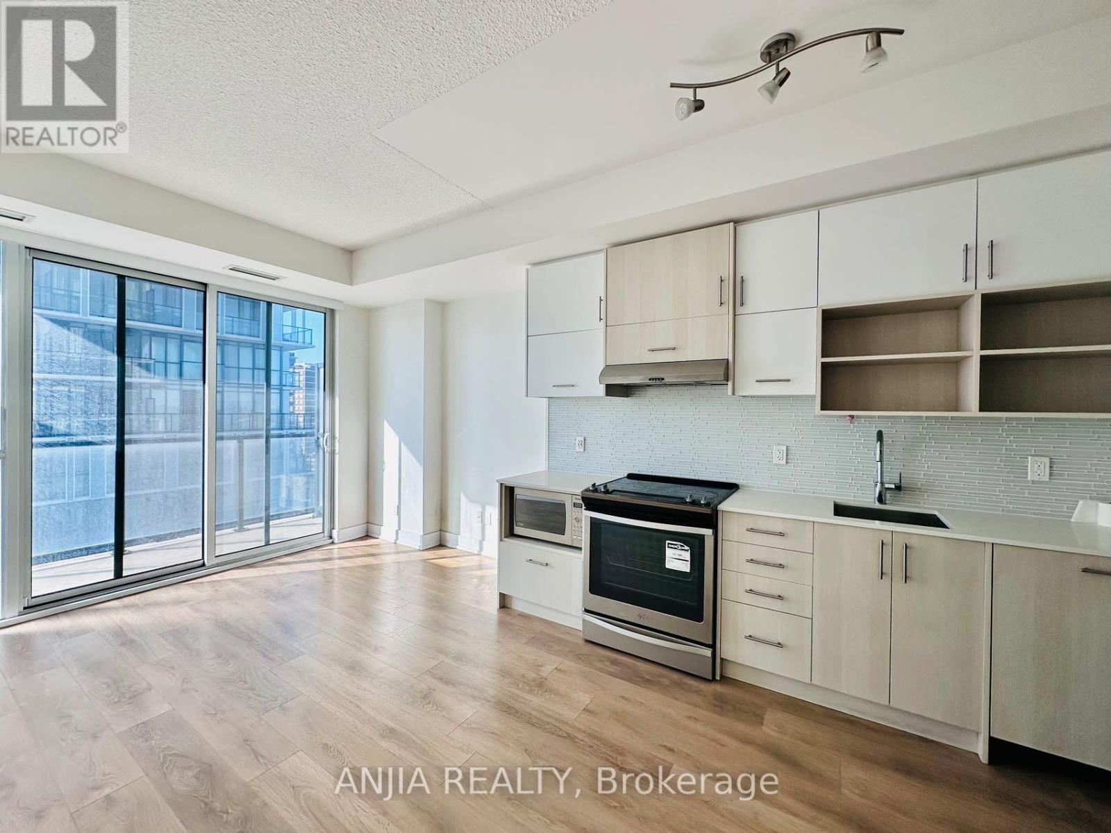 703 - 150 Fairview Mall Drive, Toronto, Ontario  M2J 4T1 - Photo 3 - C13633662