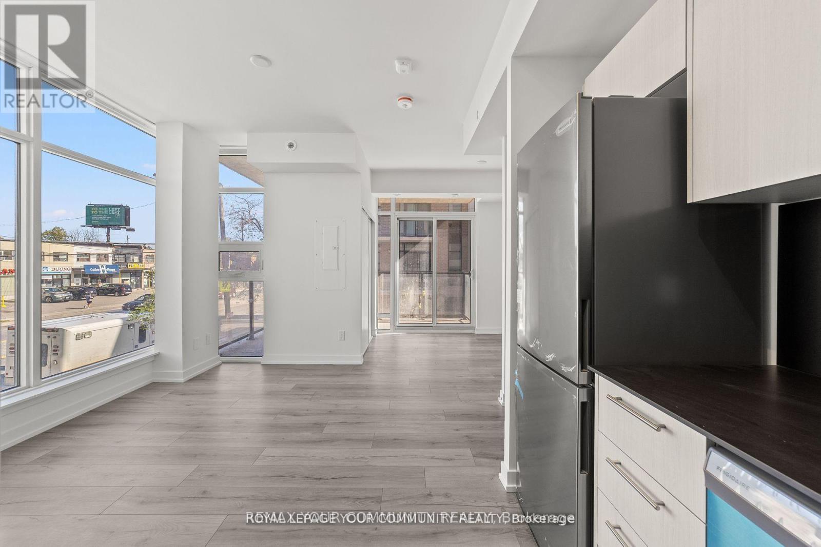 3rd - 11-851 Sheppard Avenue, Toronto, Ontario  M3H 0G2 - Photo 14 - C13633676