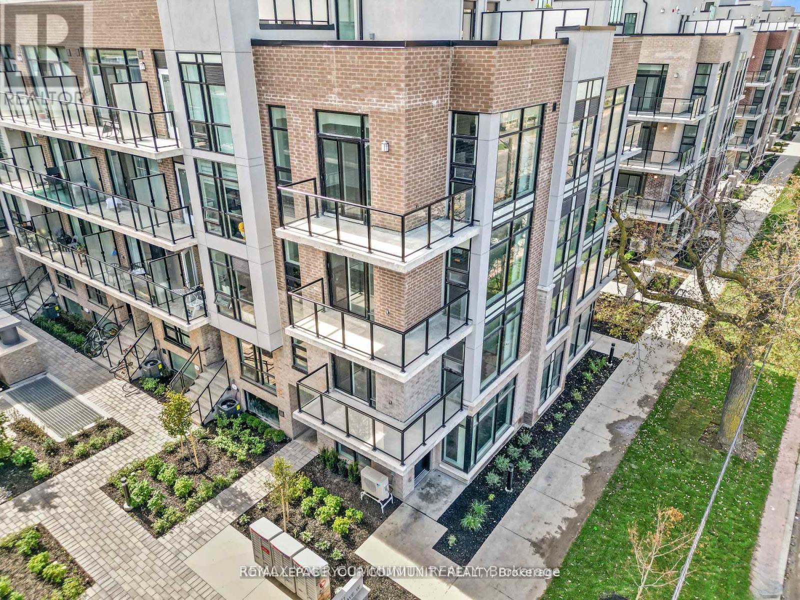 3rd - 11-851 Sheppard Avenue, Toronto, Ontario  M3H 0G2 - Photo 4 - C13633676