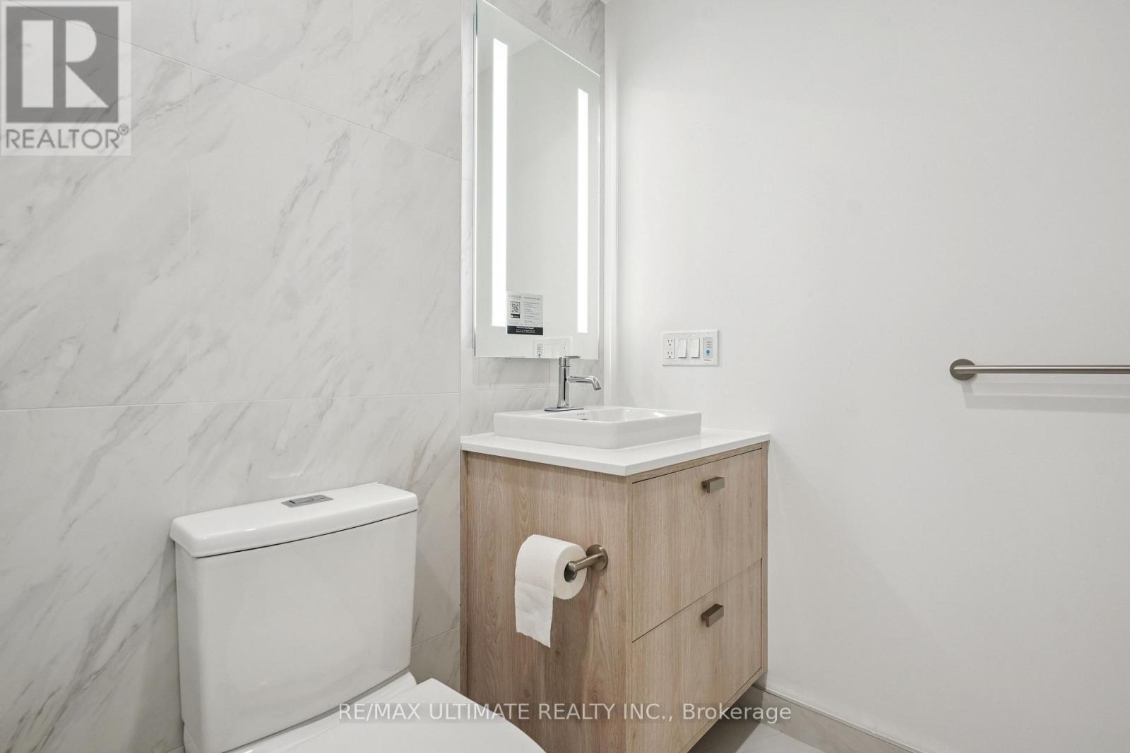 3105 - 10 Inn On The Park Drive, Toronto, Ontario  M3C 0P9 - Photo 12 - C13633712