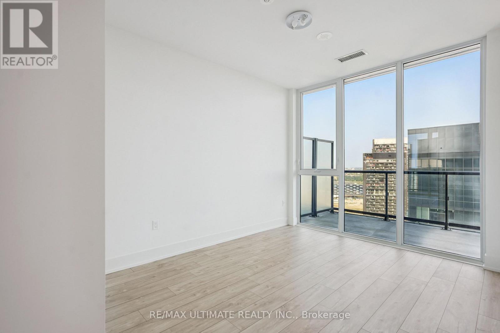 3105 - 10 Inn On The Park Drive, Toronto, Ontario  M3C 0P9 - Photo 15 - C13633712