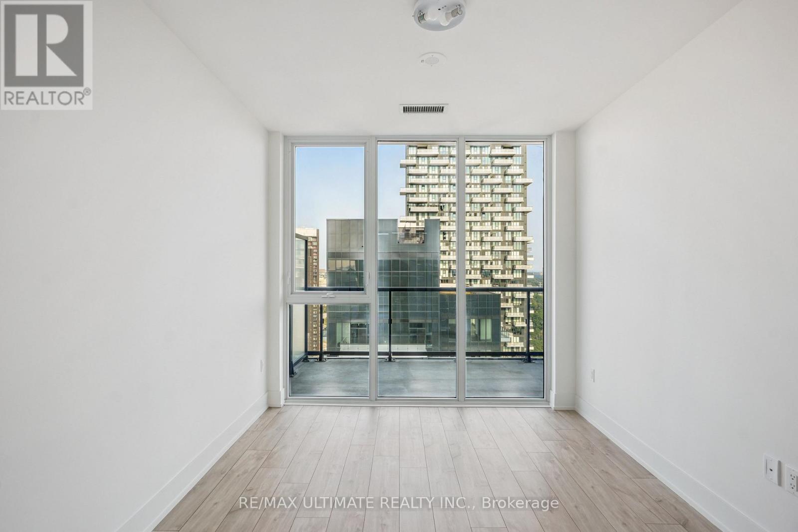3105 - 10 Inn On The Park Drive, Toronto, Ontario  M3C 0P9 - Photo 17 - C13633712