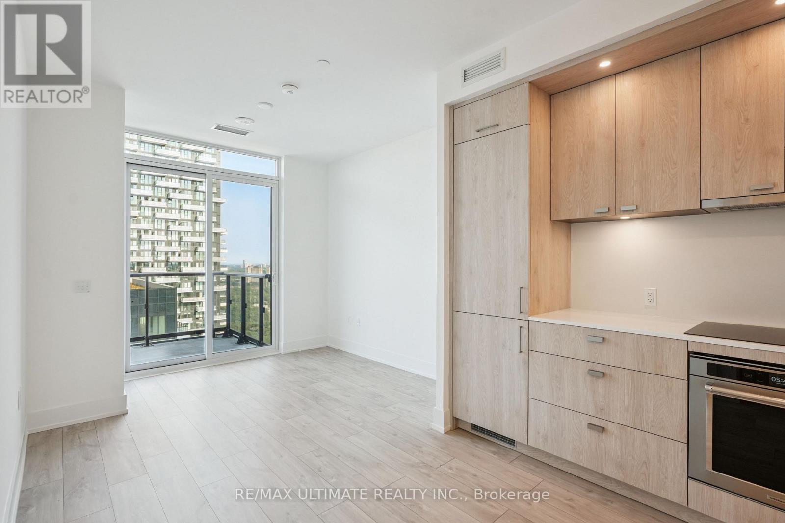 3105 - 10 Inn On The Park Drive, Toronto, Ontario  M3C 0P9 - Photo 7 - C13633712