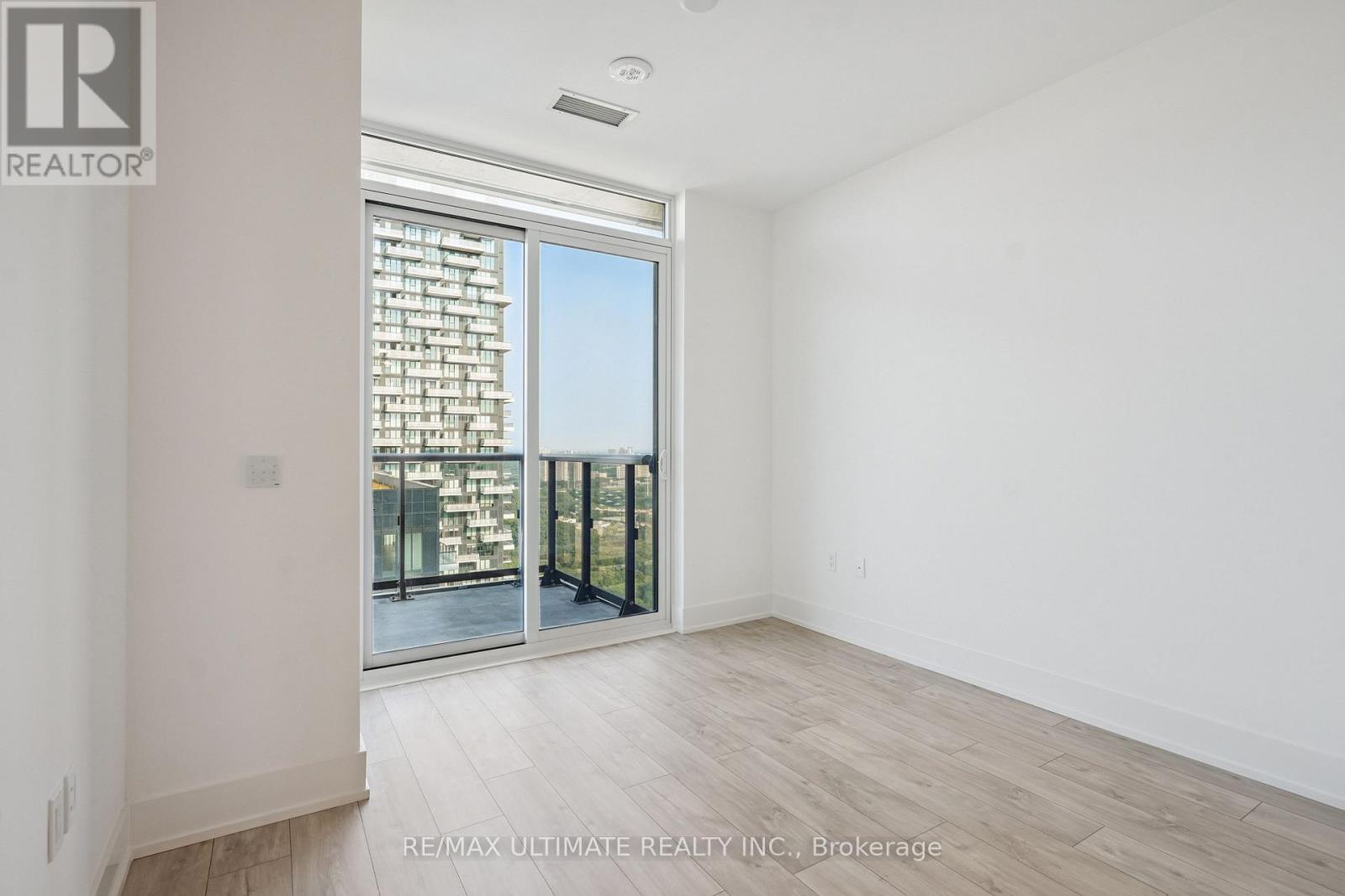 3105 - 10 Inn On The Park Drive, Toronto, Ontario  M3C 0P9 - Photo 8 - C13633712