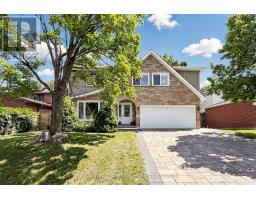 3 COBBLESTONE DRIVE, Toronto, Ontario