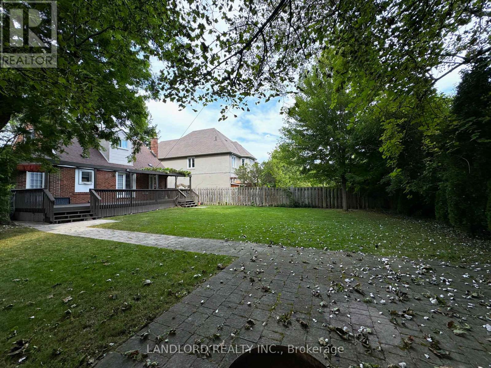 5 Lanbrooke Avenue, Toronto, Ontario  M2R 2C5 - Photo 11 - C13633794