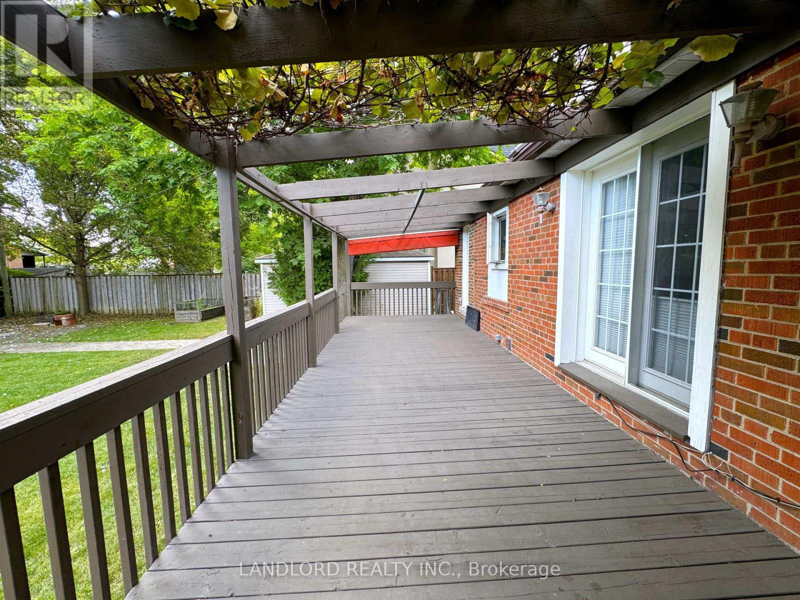 5 Lanbrooke Avenue, Toronto, Ontario  M2R 2C5 - Photo 14 - C13633794