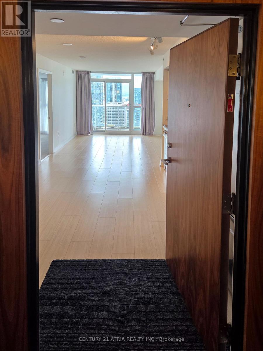 2912 - 75 Queens Wharf Road, Toronto, Ontario  M5V 0J8 - Photo 3 - C13633808