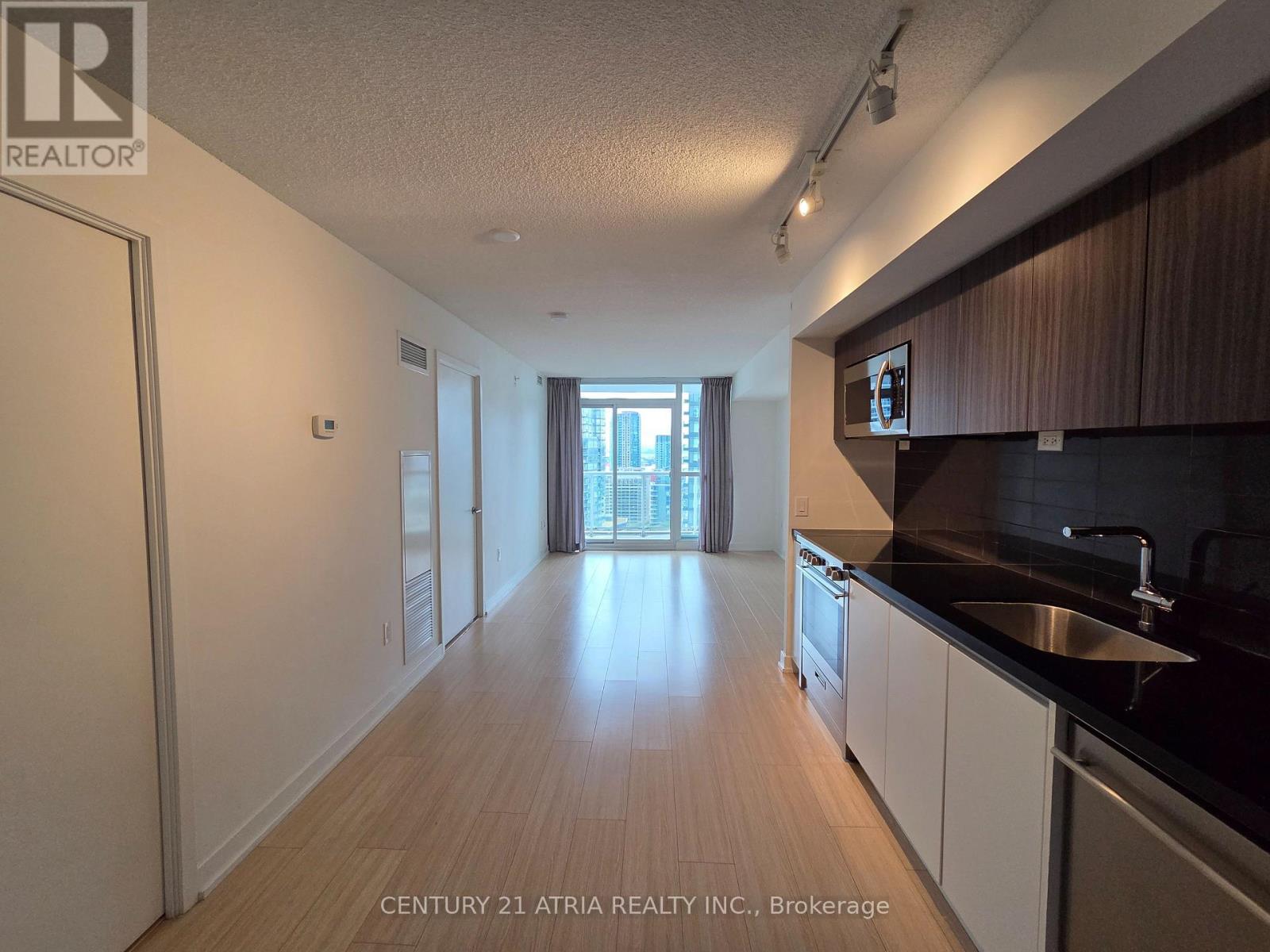 2912 - 75 Queens Wharf Road, Toronto, Ontario  M5V 0J8 - Photo 4 - C13633808