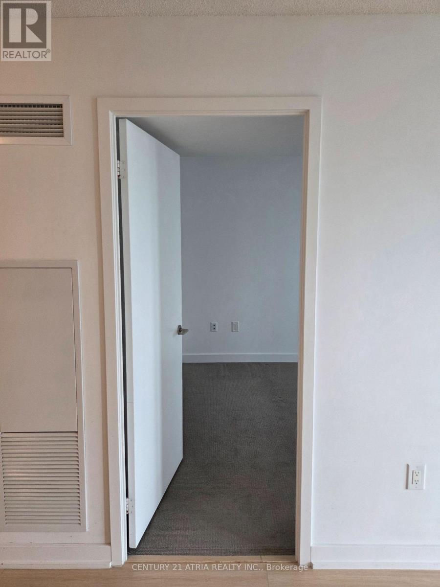 2912 - 75 Queens Wharf Road, Toronto, Ontario  M5V 0J8 - Photo 8 - C13633808