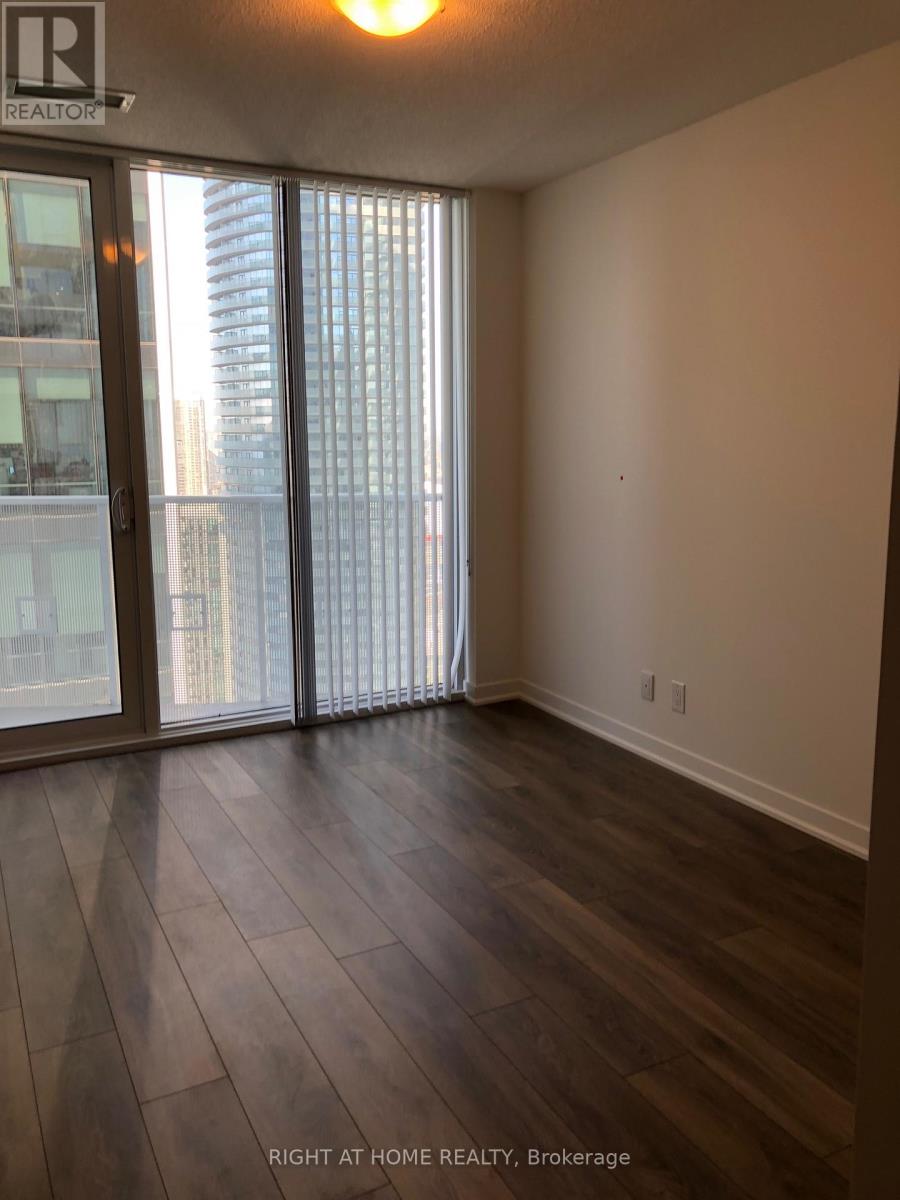 3911 - 100 Harbour Street, Toronto, Ontario  M5J 2T5 - Photo 5 - C13633882