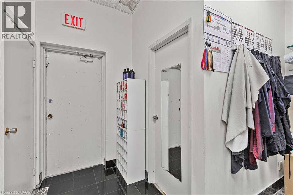 665 Plains Road E Unit# 6, Burlington, Ontario  L7T 2E8 - Photo 22 - 40826631