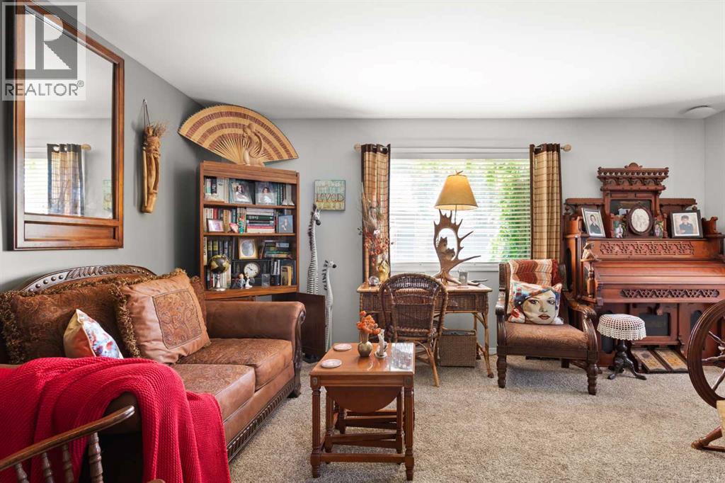 140 6 Street SE, Medicine Hat, Alberta  T1A 1G8 - Photo 9 - A2327559