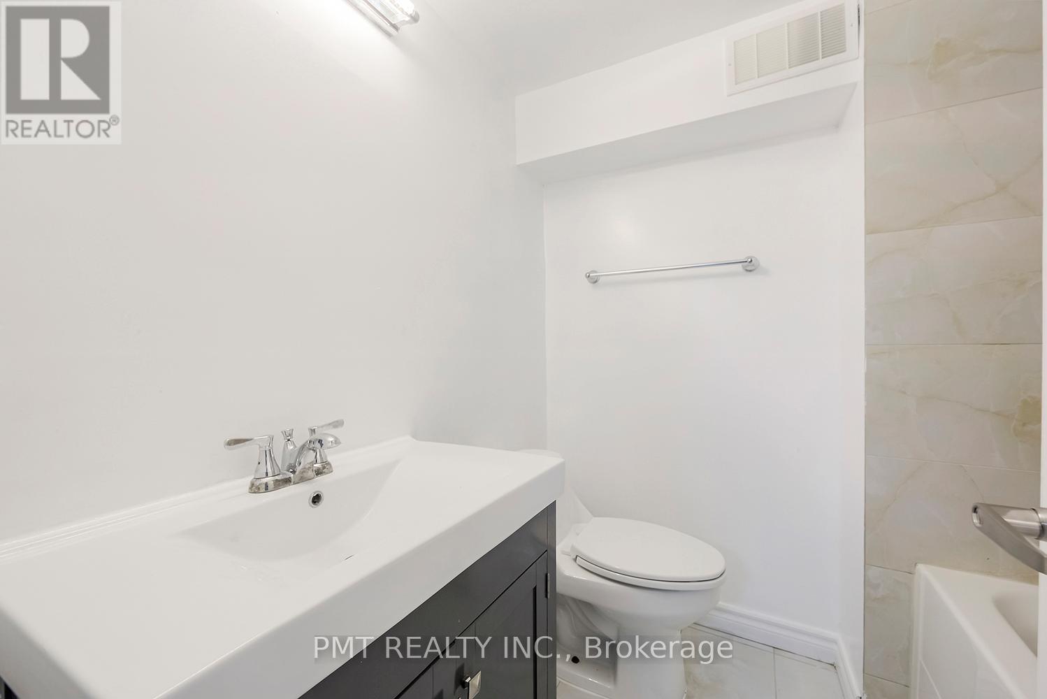 26 Granada Crescent, Toronto, Ontario  M1B 2H5 - Photo 32 - E13633552