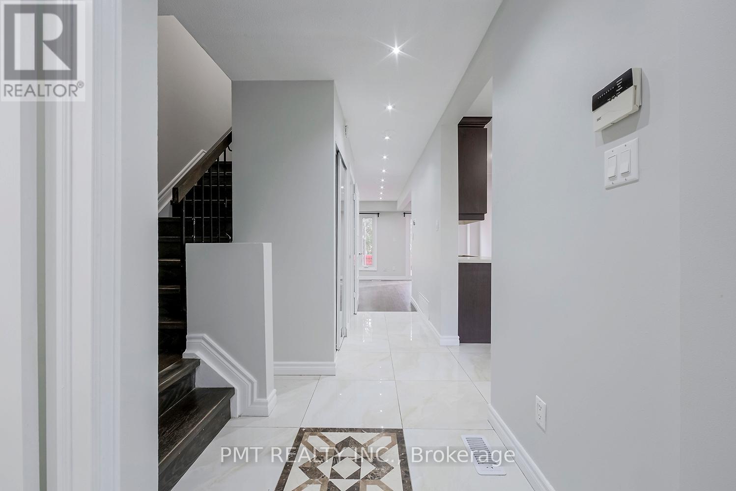 26 Granada Crescent, Toronto, Ontario  M1B 2H5 - Photo 7 - E13633552