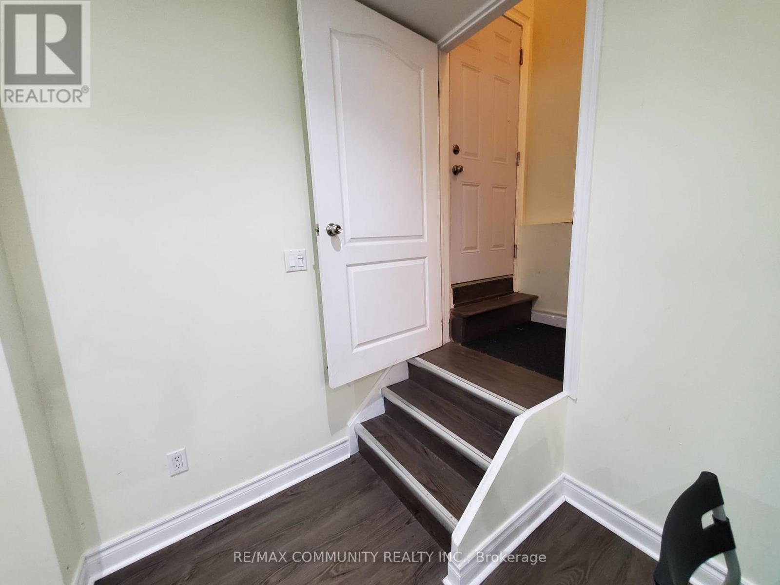 Basement - 4 Elliottglen Drive, Ajax, Ontario  L1Z 0C1 - Photo 3 - E13633728