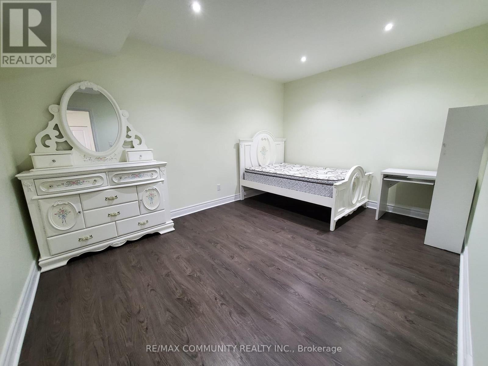 Basement - 4 Elliottglen Drive, Ajax, Ontario  L1Z 0C1 - Photo 7 - E13633728