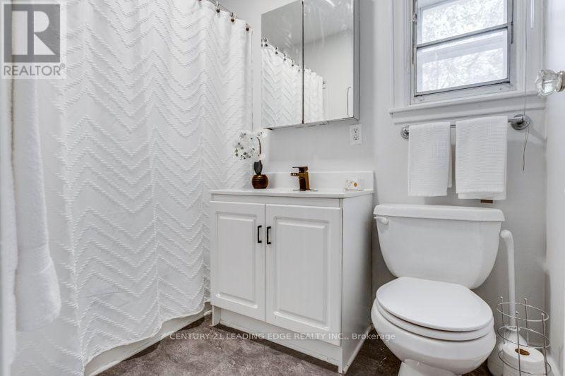93 Muriel Avenue N, Toronto, Ontario  M4J 2Y3 - Photo 38 - E13633826