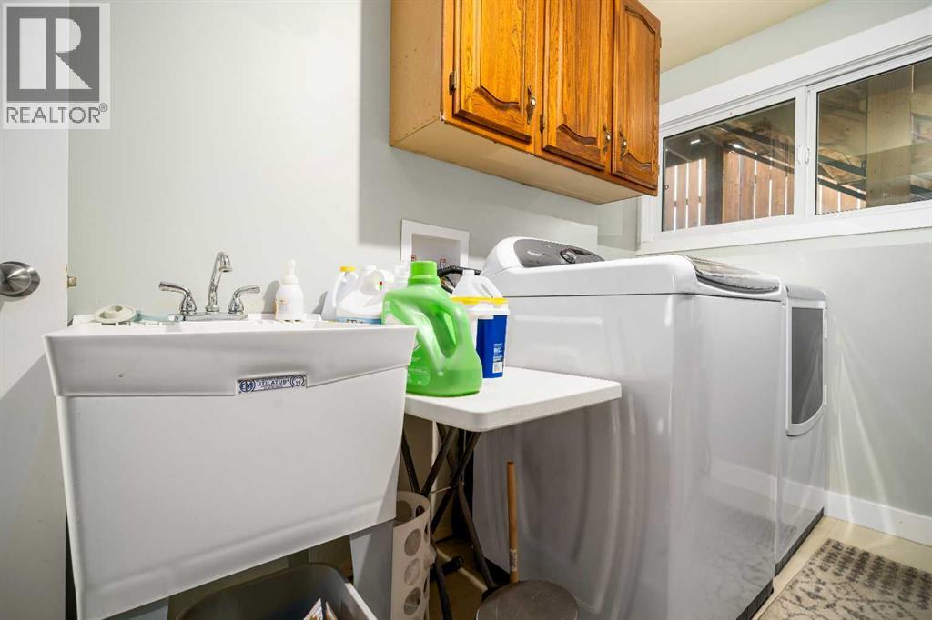 157 Calder Road SE, Medicine Hat, Alberta  T1B 3L6 - Photo 30 - A2334243
