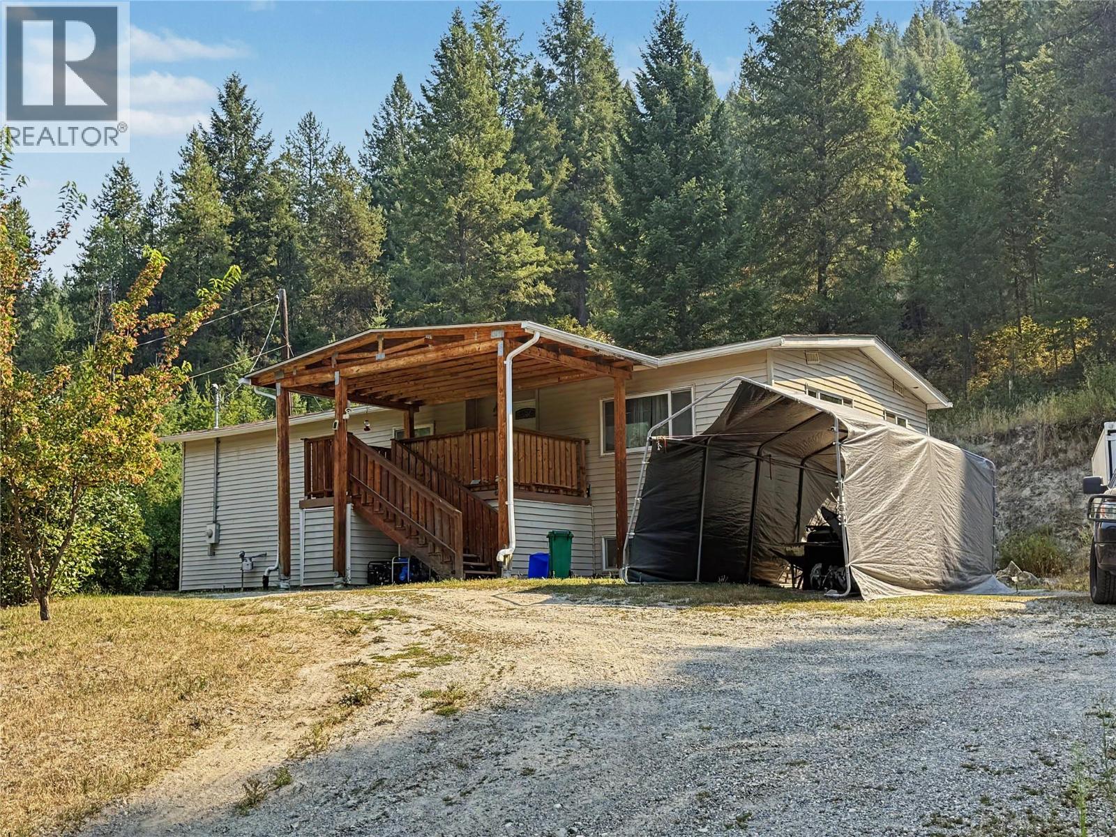 698 STRATHMORE Avenue, Greenwood, British Columbia