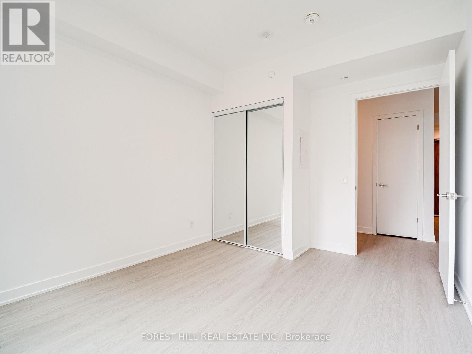 202 - 8188 Yonge Street, Vaughan, Ontario  L4J 0M2 - Photo 12 - N13633620