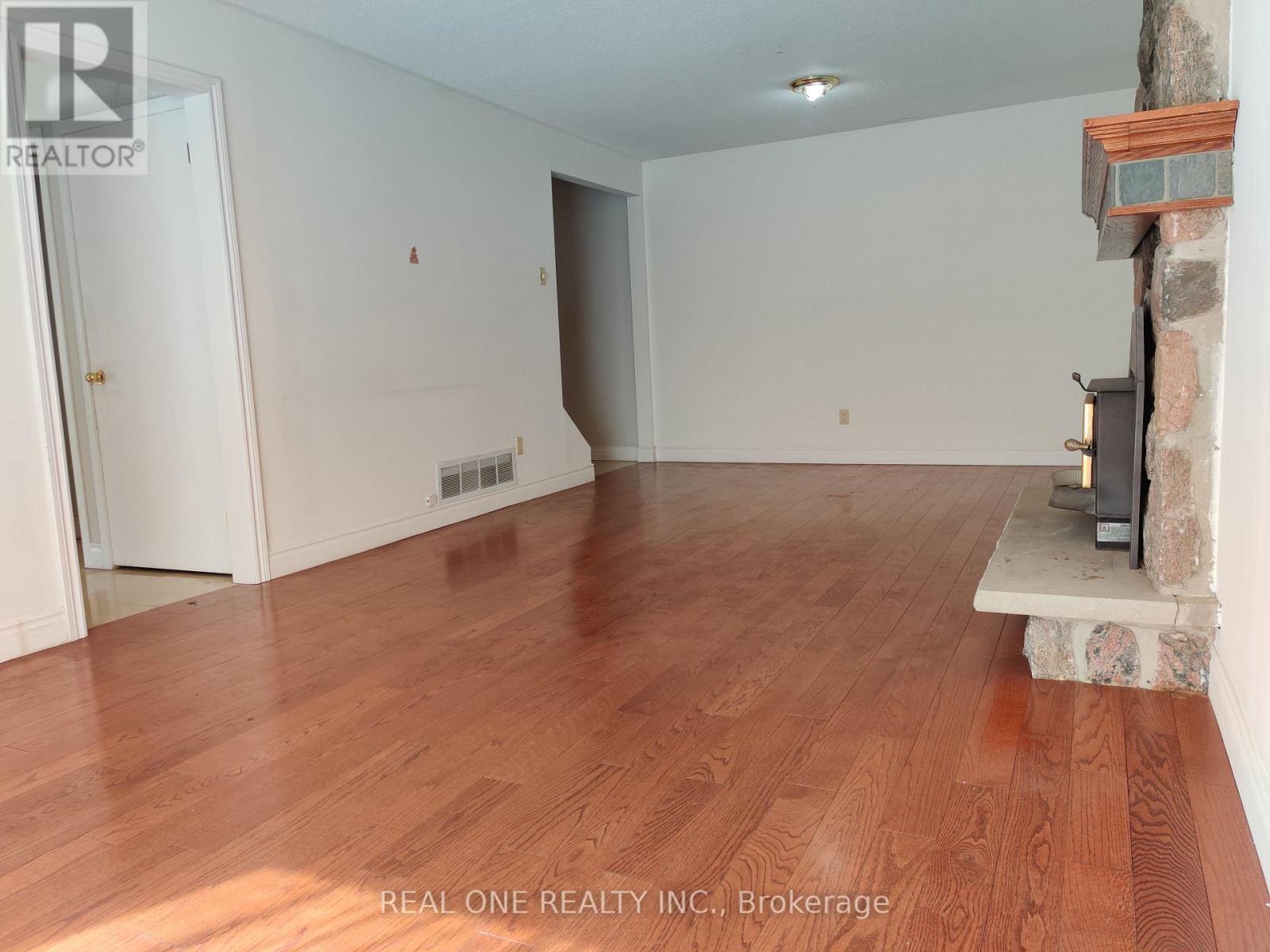 72 Liebeck Crescent, Markham, Ontario L3R 1Y5 - Photo 6 - N13633656