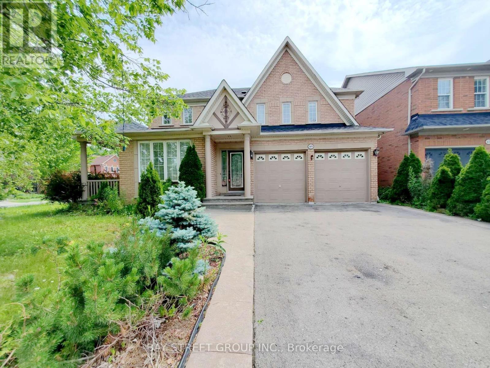 89 Skywood Drive, Richmond Hill, Ontario  L4E 4K8 - Photo 2 - N13633682