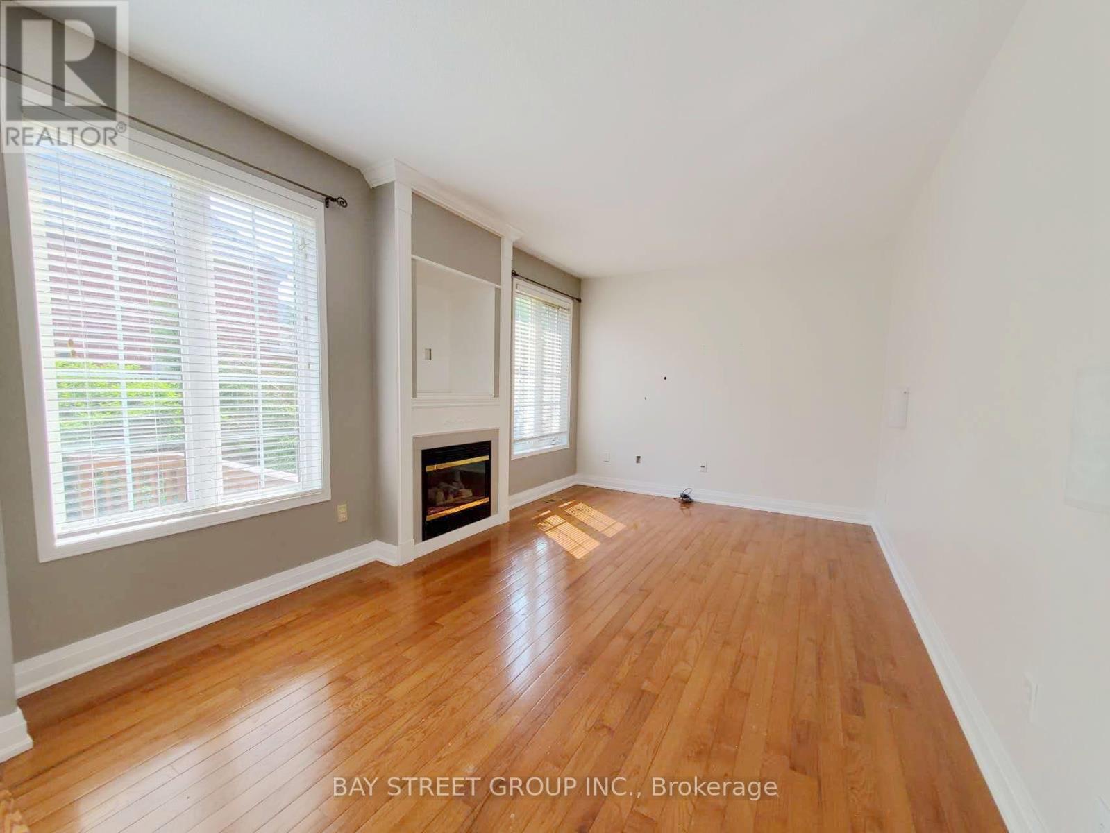 89 Skywood Drive, Richmond Hill, Ontario  L4E 4K8 - Photo 6 - N13633682