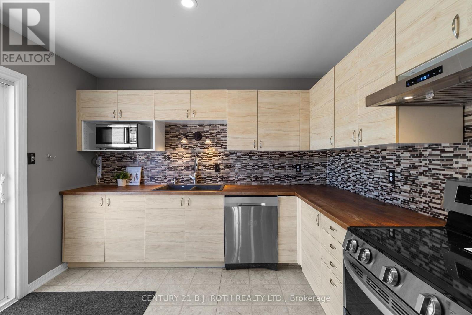 128 Queen Street, Essa (Angus), Ontario L0M 1B0 - Photo 10 - N13633908