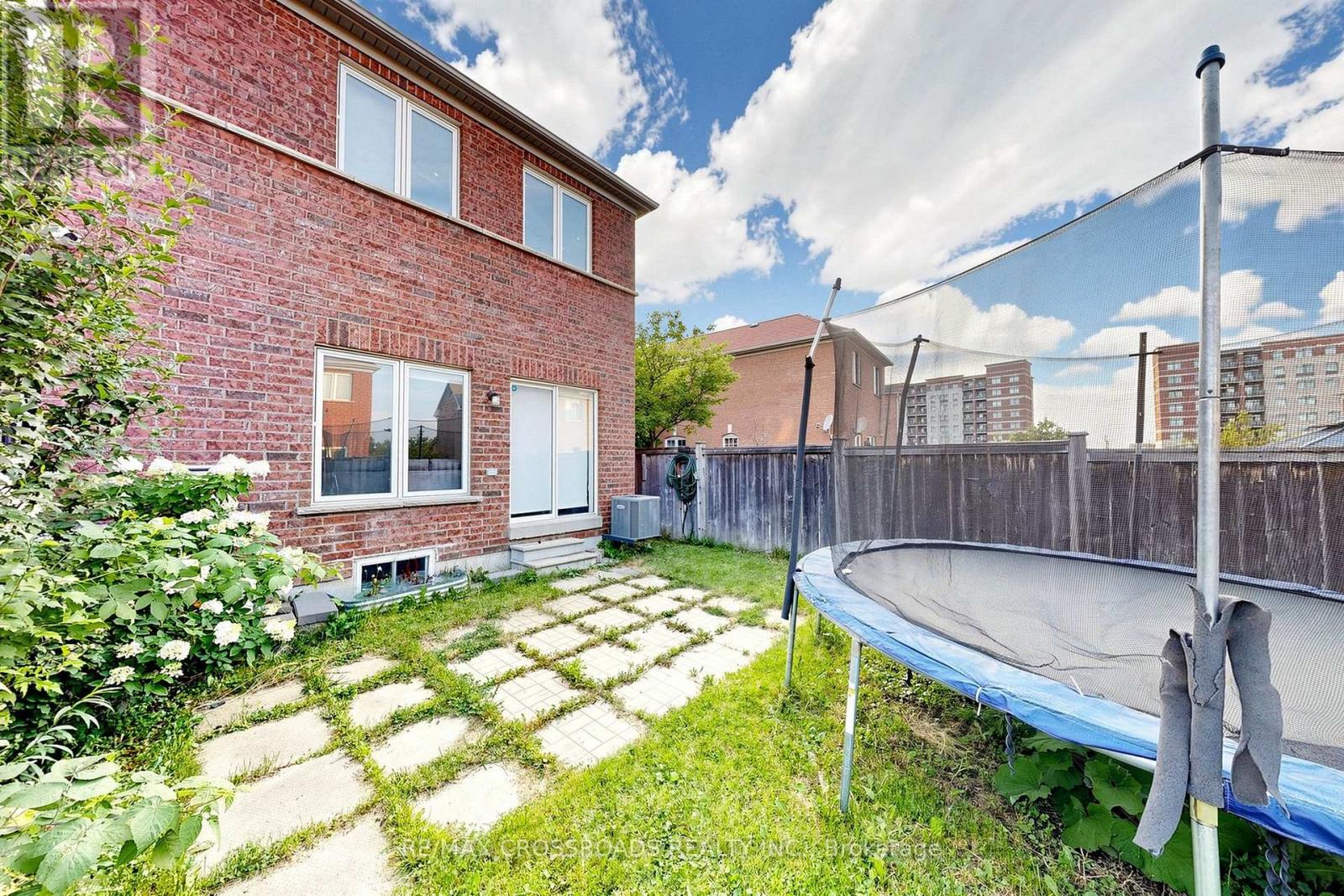 82 Jack Monkman Crescent, Markham, Ontario  L3S 0A4 - Photo 47 - N13633918