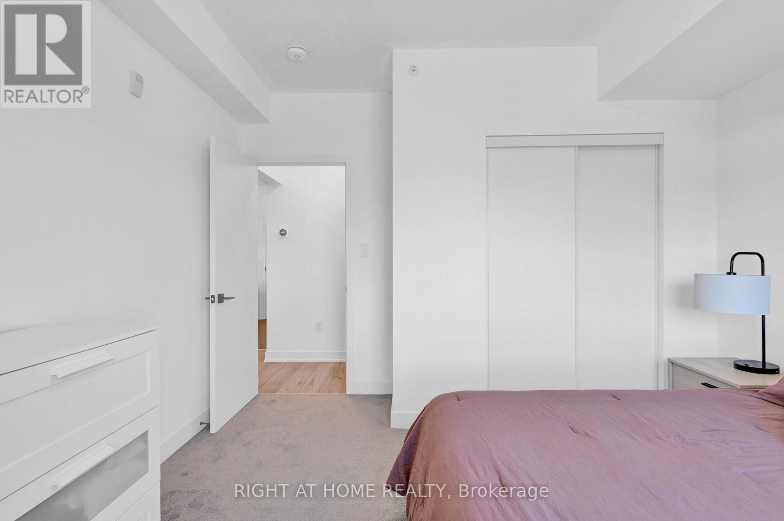 507 - 4 Spice Way, Barrie, Ontario  L9J 0M2 - Photo 20 - S13633648