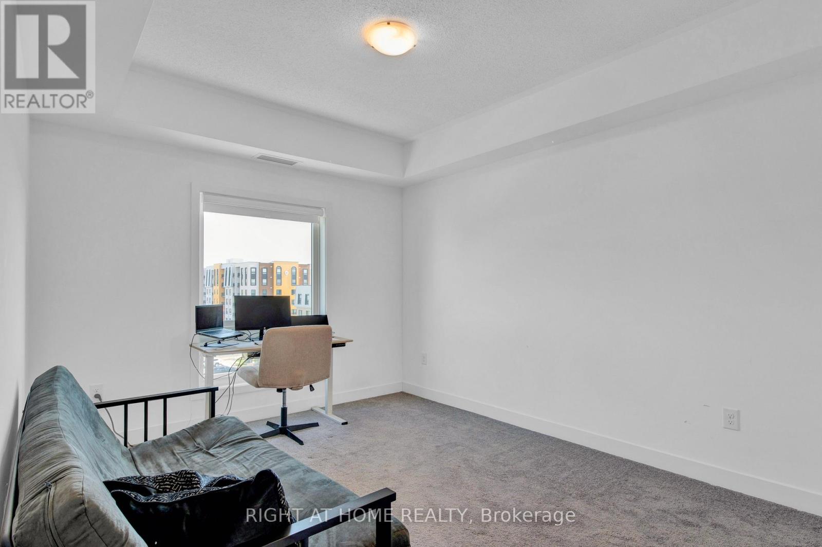 507 - 4 Spice Way, Barrie, Ontario  L9J 0M2 - Photo 22 - S13633648