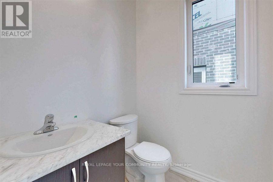 63 Valleybrook Road, Barrie, Ontario  L9J 0L6 - Photo 14 - S13633920