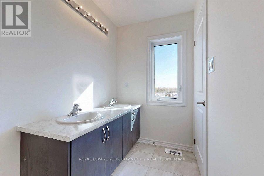 63 Valleybrook Road, Barrie, Ontario  L9J 0L6 - Photo 20 - S13633920