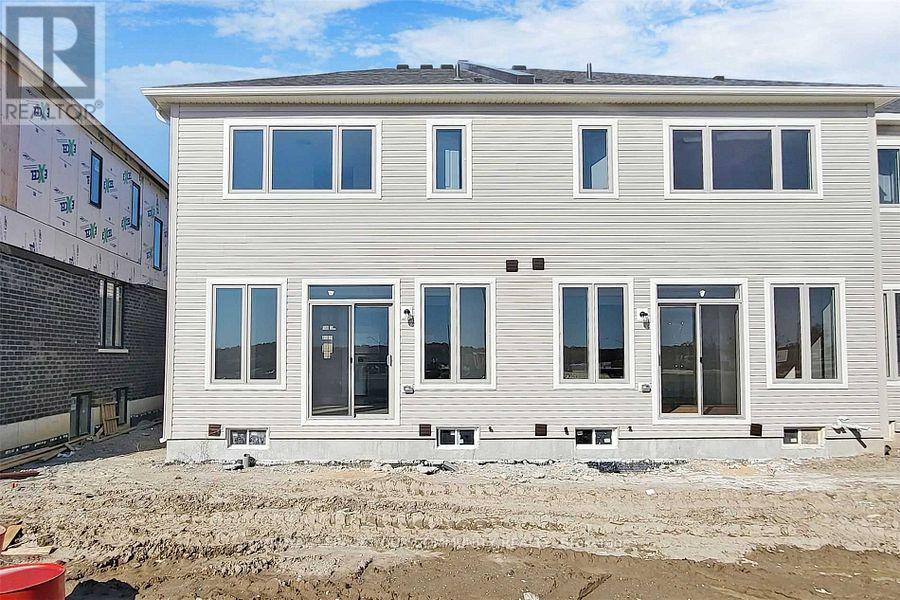 63 Valleybrook Road, Barrie, Ontario  L9J 0L6 - Photo 32 - S13633920