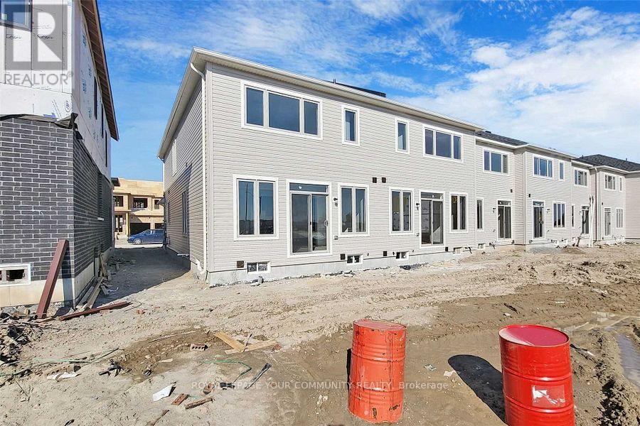 63 Valleybrook Road, Barrie, Ontario  L9J 0L6 - Photo 33 - S13633920