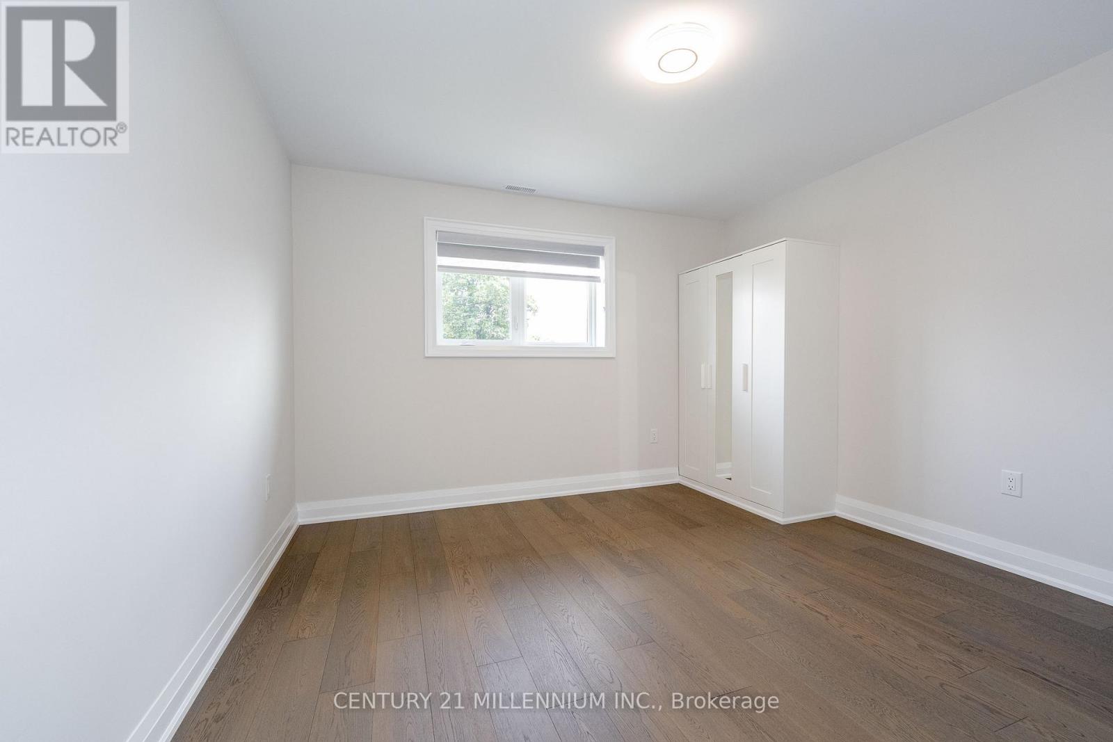 A - 31 Mariposa Avenue, Toronto, Ontario  M6N 4A1 - Photo 14 - W13633558